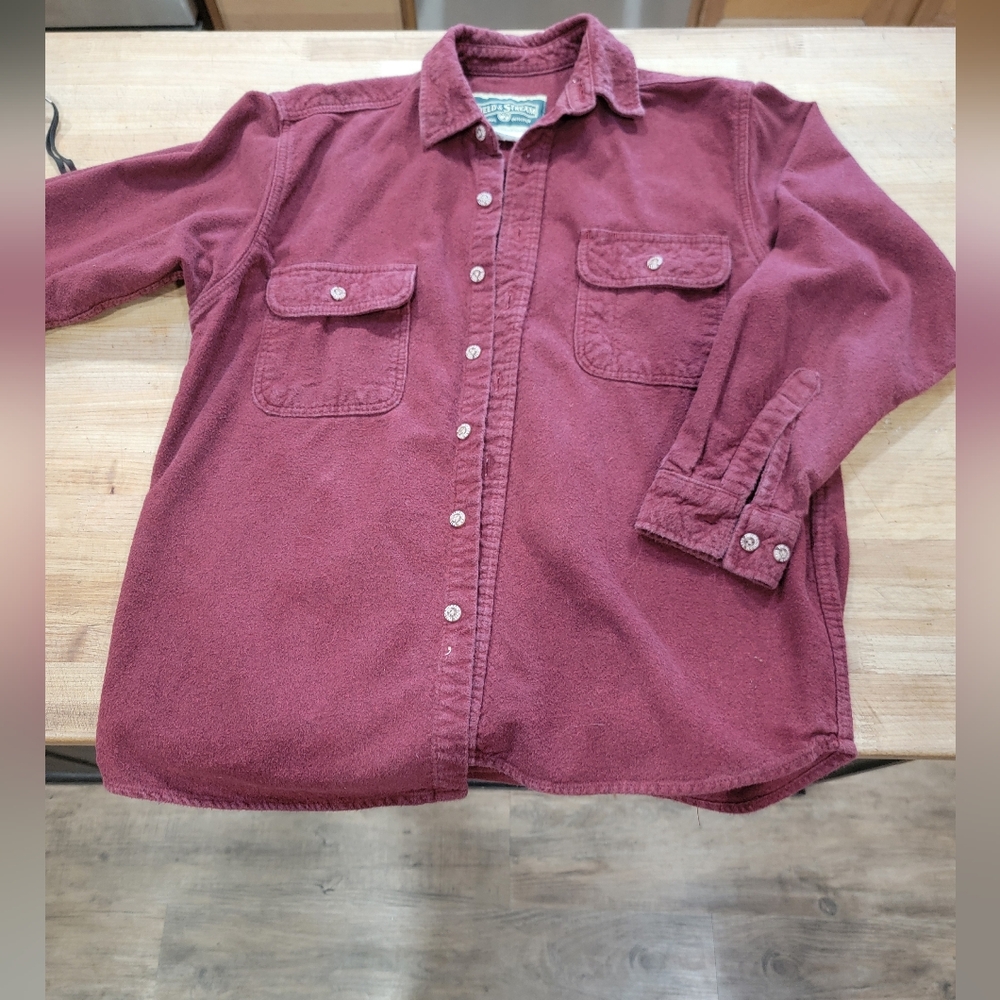 Field & Stream Burgundy Casual Button-Down Shirt